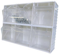 Lagerbehälter und Paletten